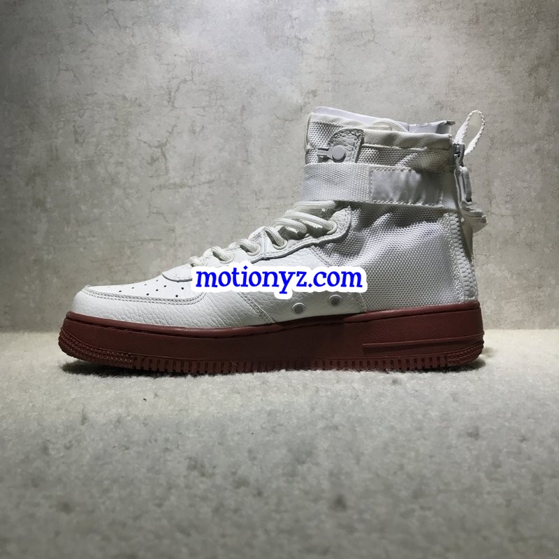 Nike SF Air Force 1 Mid QS